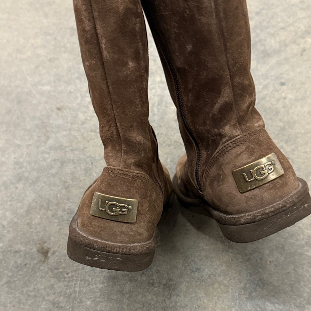 UGG Chocolate Brown Winter Boots - Picture 3 of 5